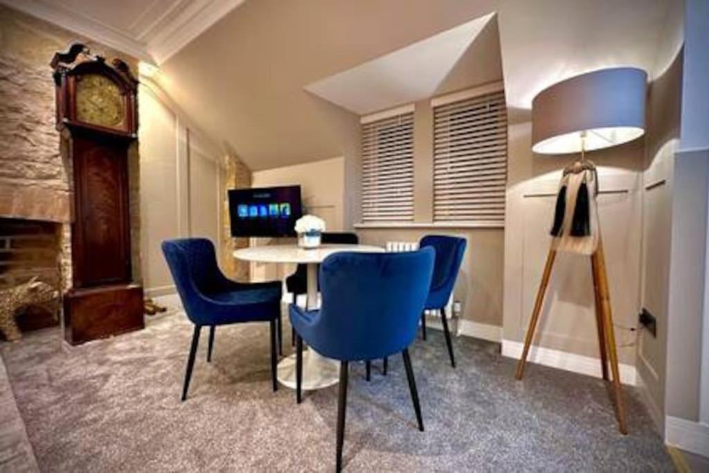 Treat Yourself To Luxury & Style إينفيرنيس المظهر الخارجي الصورة