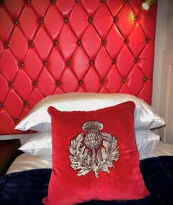 Treat Yourself To Luxury & Style إينفيرنيس المظهر الخارجي الصورة